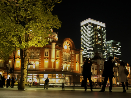 夜の東京駅