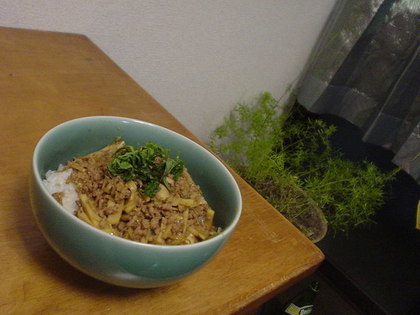 そぼろ丼