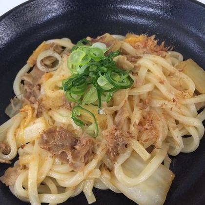 冷凍うどんで作る焼うどん